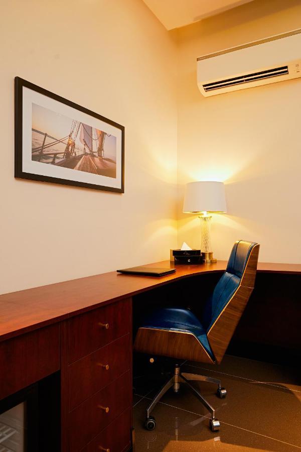 The Yacht Hotel Sea Front Lekki Phase 1 Lagos Eksteriør billede