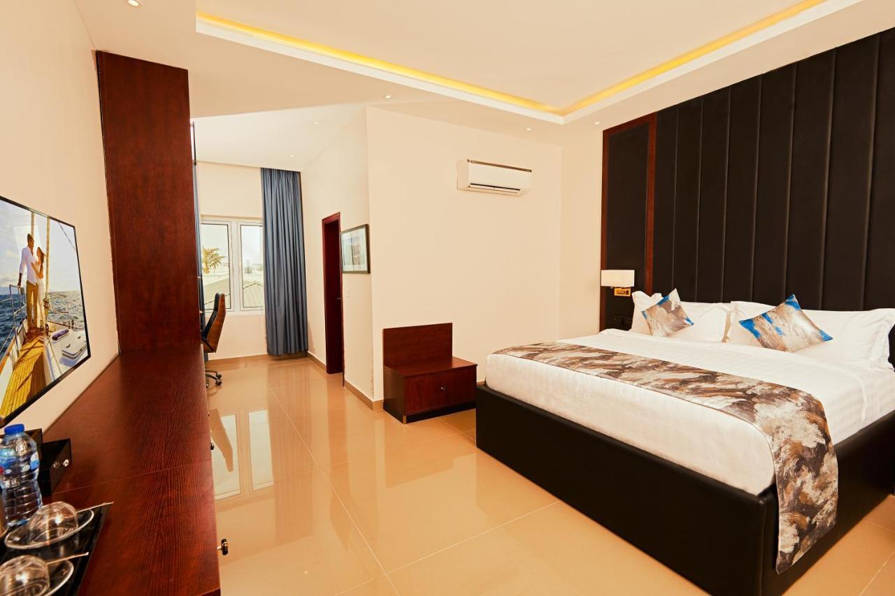 The Yacht Hotel Sea Front Lekki Phase 1 Lagos Eksteriør billede