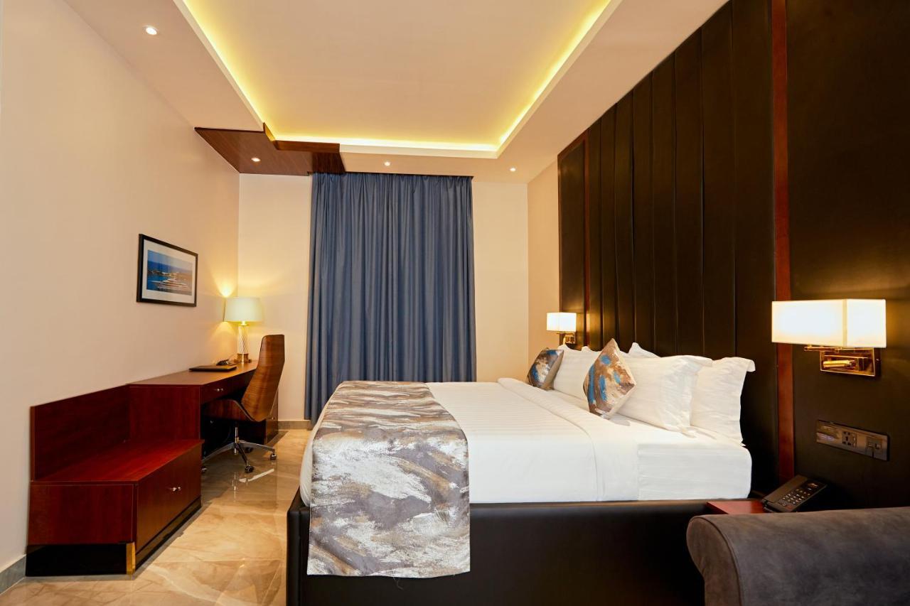 The Yacht Hotel Sea Front Lekki Phase 1 Lagos Eksteriør billede
