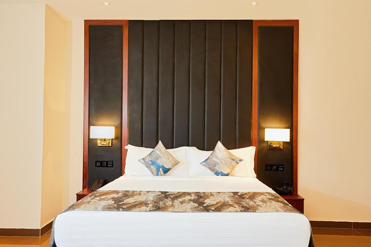 The Yacht Hotel Sea Front Lekki Phase 1 Lagos Eksteriør billede