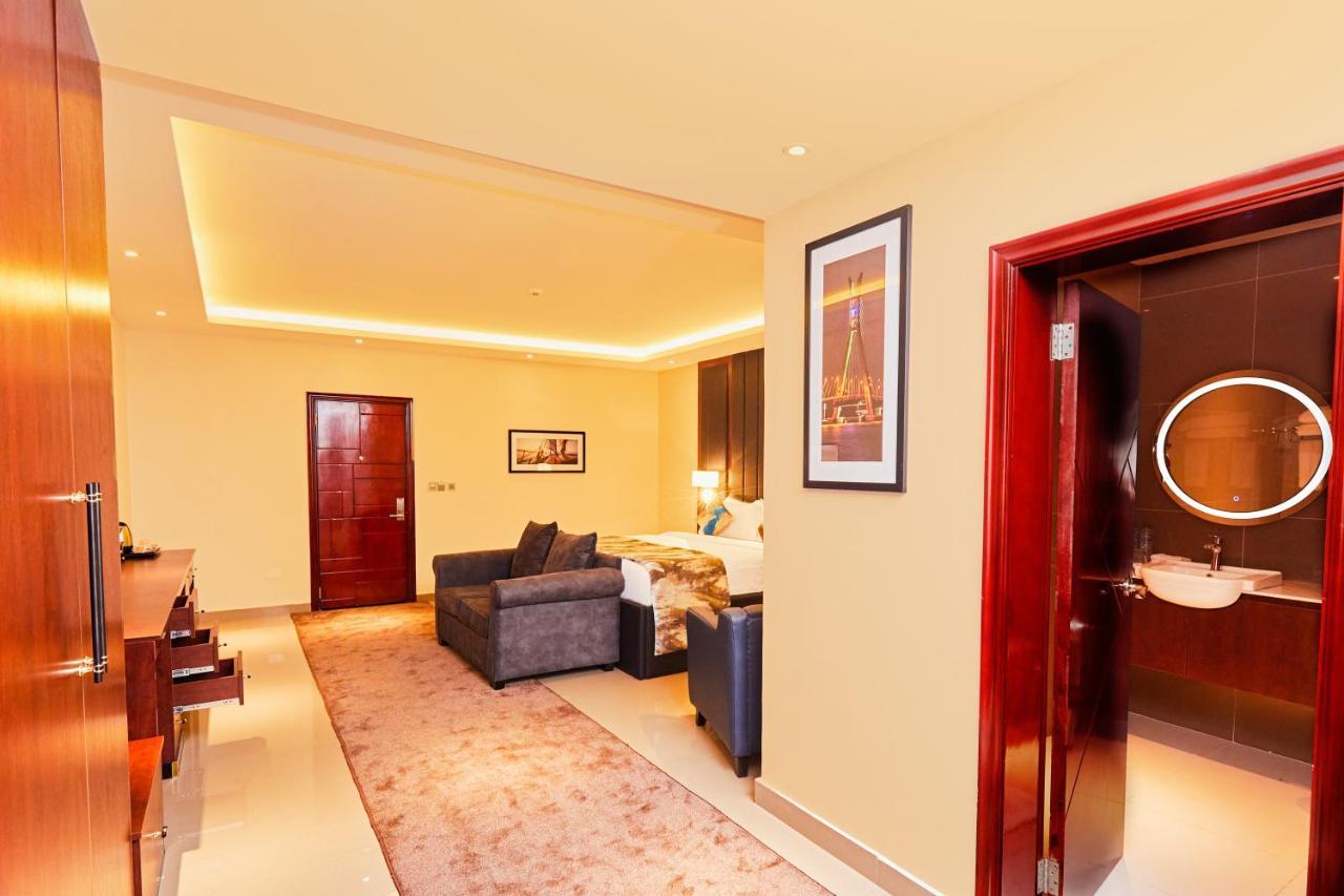 The Yacht Hotel Sea Front Lekki Phase 1 Lagos Eksteriør billede
