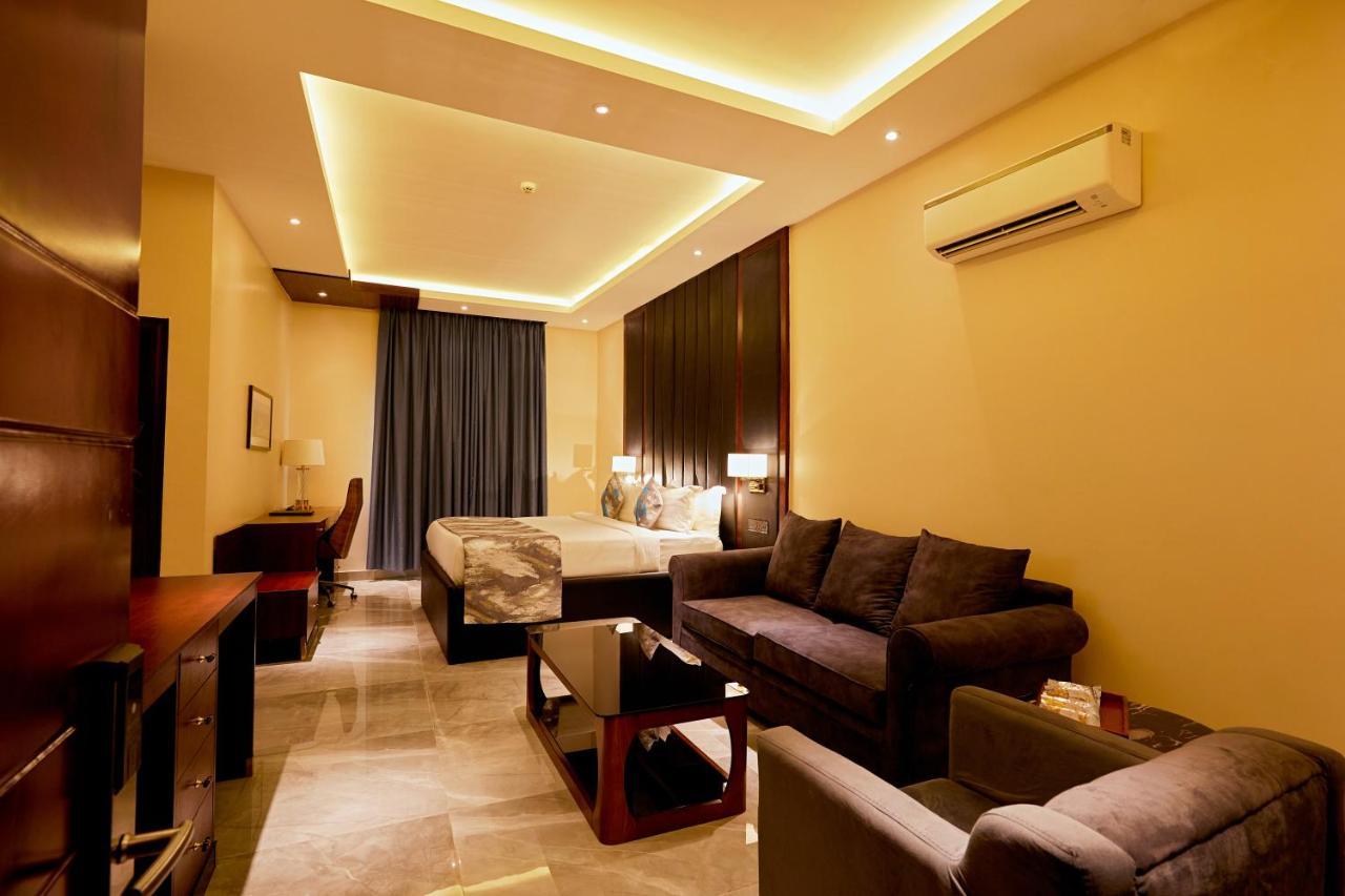 The Yacht Hotel Sea Front Lekki Phase 1 Lagos Eksteriør billede
